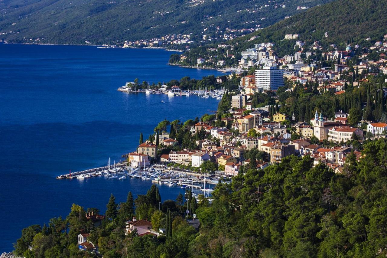 Apartment Maja Opatija With Free Private Parking And Lovely Sea View Terrace Exterior foto